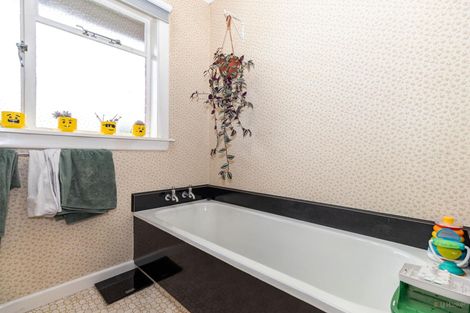 Photo of property in 23a Saint George Street, Watlington, Timaru, 7910