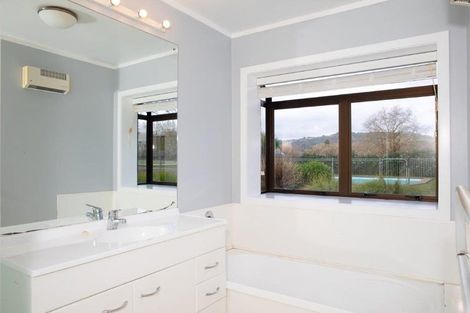 Photo of property in 166 Saint Kilda Road, Cambridge, 3493