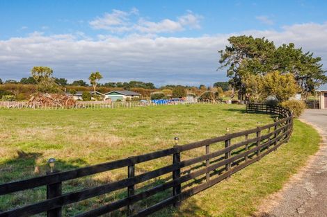 Photo of property in 112 Avenue Road, Foxton, 4891