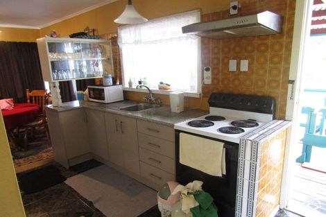 Photo of property in 98 Gray Avenue, Mangere East, Auckland, 2024