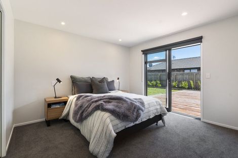 Photo of property in 17 Echo Street, 4702