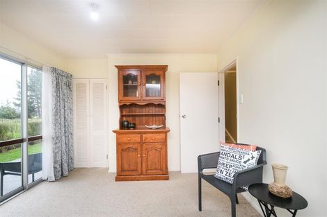 Photo of property in 24 Oaklea Avenue, Marton, 4710