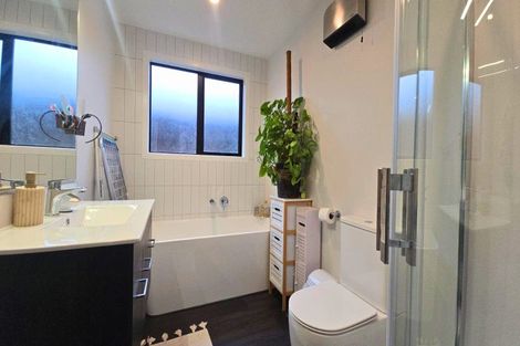 Photo of property in 5 Waterfowl Road, Jacks Point, 9371