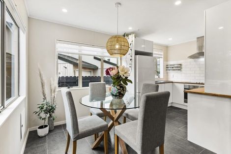 Photo of property in 63 Pooks Road, Ranui, Auckland, 0612