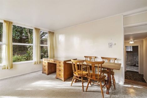 Photo of property in 6 Penton Road, Stanmore Bay, Whangaparaoa, 0932