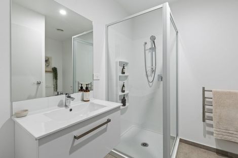 Photo of property in 8 Joshua Carder Drive, Hobsonville, Auckland, 0616