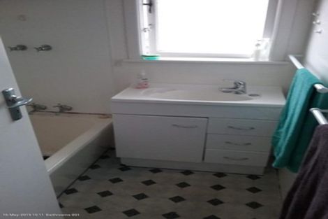 Photo of property in 8 Fairdene Avenue, Henderson, Auckland, 0610