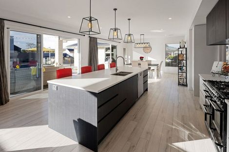 Photo of property in 85 Alan Livingston Drive, Cambridge, 3434