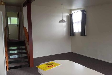 Photo of property in 21f1 Collins Avenue, Tawa, Wellington, 5028