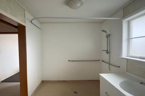 Photo of property in 1 Thomson Avenue, Dinsdale, Hamilton, 3204