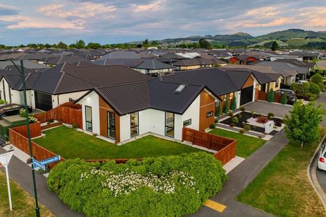 Photo of property in 5 Skibbereen Drive, Halswell, Christchurch, 8025