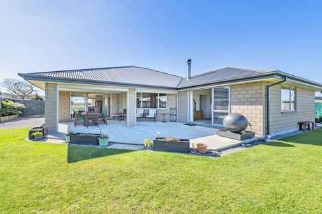 Photo of property in 4 Cressy Place, Darfield, 7510