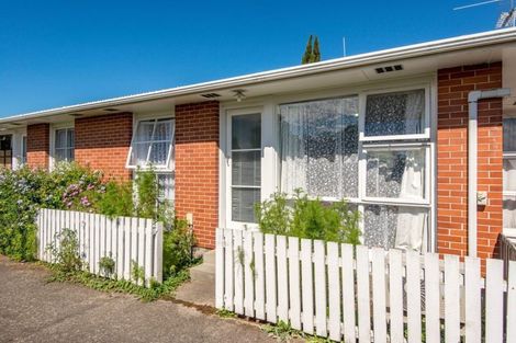 Photo of property in 2/137 Champion Street, Edgeware, Christchurch, 8013