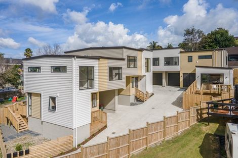 Photo of property in 50 Sandgate Avenue, Botany Downs, Auckland, 2010