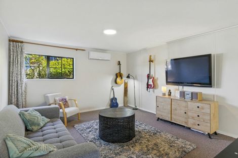 Photo of property in 42 Hicks Crescent, Waikanae Beach, Waikanae, 5036
