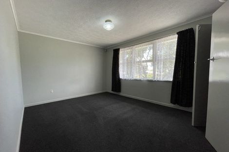 Photo of property in 10 Hinau Street, New Lynn, Auckland, 0600