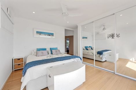 Photo of property in 305 Hibiscus Coast Highway, Orewa, 0931