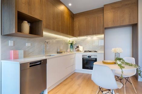 Photo of property in 10a Kotiu Place, Massey, Auckland, 0614