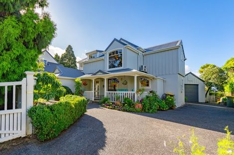 Photo of property in 1032 Scenic Drive North, Swanson, Auckland, 0816