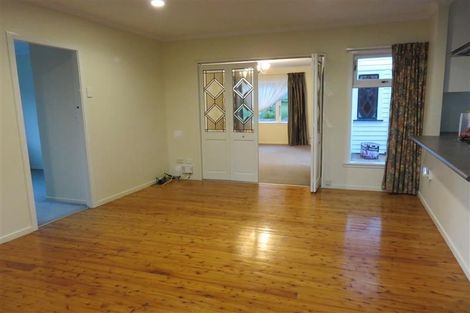 Photo of property in 110 Mcleod Road, Te Atatu South, Auckland, 0610