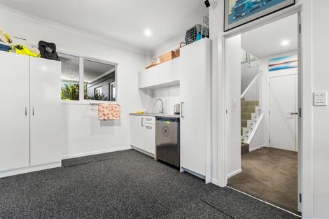 Photo of property in 6 Western Road, Otumoetai, Tauranga, 3110