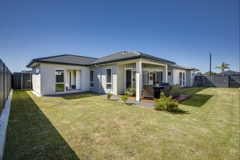 Photo of property in 48 Kenny Road, Te Awa, Napier, 4110
