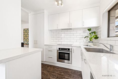 Photo of property in 56 Te Atatu Road, Te Atatu South, Auckland, 0610