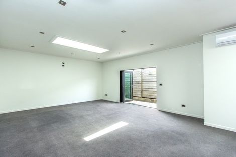 Photo of property in 11unit Larch Street, Victoria, Rotorua, 3010