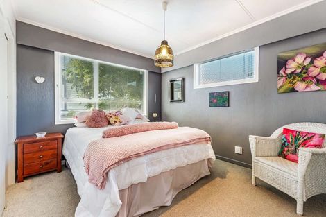 Photo of property in 39 Carey Street, Waitara, 4320