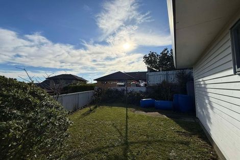 Photo of property in 10 Cabbage Tree Grove, Woodridge, Wellington, 6037