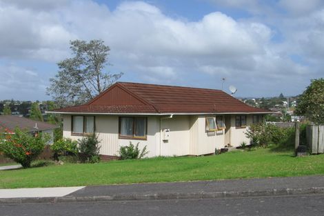 Photo of property in 25 Glenbervie Crescent, Massey, Auckland, 0614