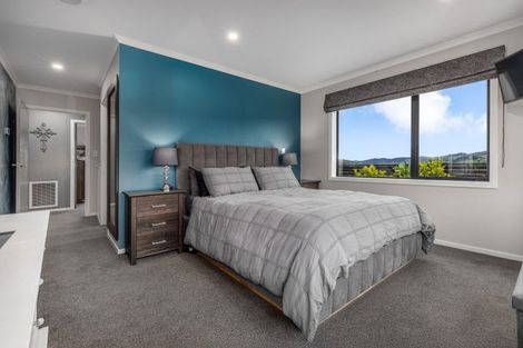 Photo of property in 118 John Burke Drive, Aotea, Porirua, 5024