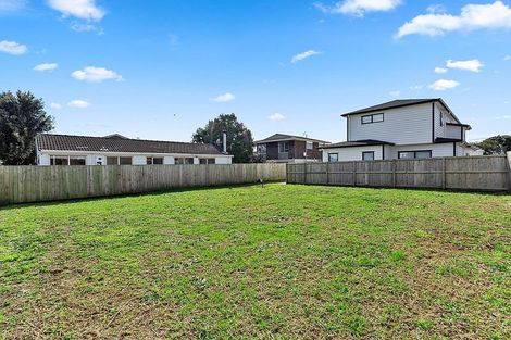 Photo of property in 742b Te Atatu Road, Te Atatu Peninsula, Auckland, 0610