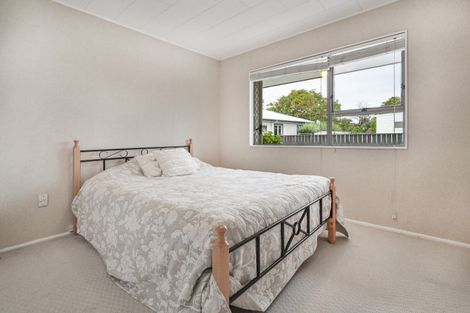 Photo of property in 2/704 Charles Street, Raureka, Hastings, 4120