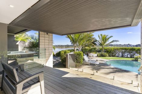 Photo of property in 53 Walter Street, Hauraki, Auckland, 0622