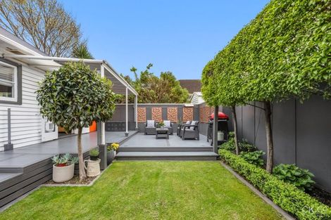 Photo of property in 31 Birdwood Road, Waterloo, Lower Hutt, 5011