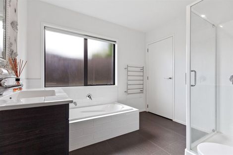 Photo of property in 83 Stableford Drive, Pyes Pa, Tauranga, 3112