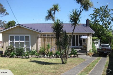 Photo of property in 2/30 Lyttelton Avenue, Forrest Hill, Auckland, 0620