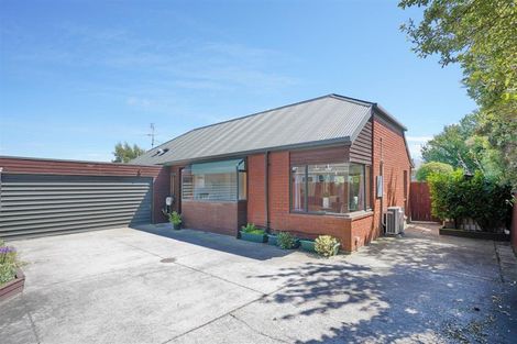Photo of property in 52 Northcote Road, Northcote, Christchurch, 8052