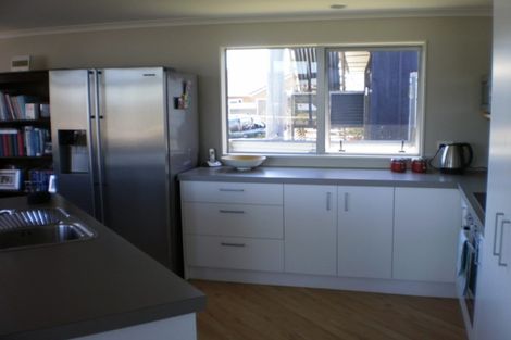 Photo of property in 47a Mazengarb Road, Paraparaumu Beach, Paraparaumu, 5032