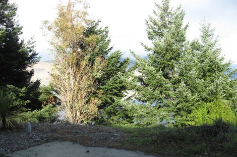 Photo of property in 38 Mackinnon Terrace, Sunshine Bay, Queenstown, 9300