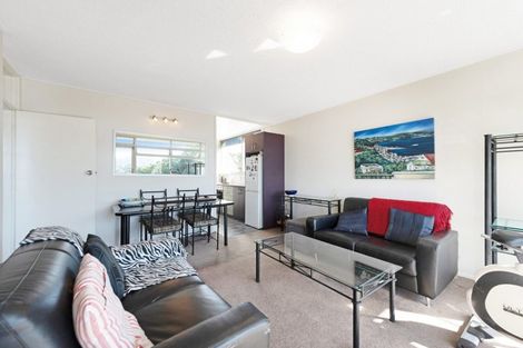 Photo of property in 2e/145 Ohiro Road, Brooklyn, Wellington, 6021