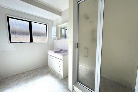 Photo of property in 1 Pinedale Parade, Milson, Palmerston North, 4414