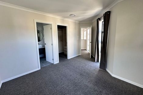 Photo of property in 19 Artesia Close, Shamrock Park, Auckland, 2016