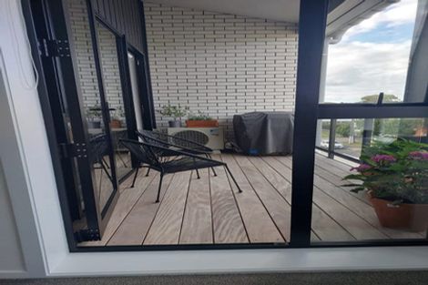 Photo of property in 65/g03 Tonar Street, Northcote, Auckland, 0627