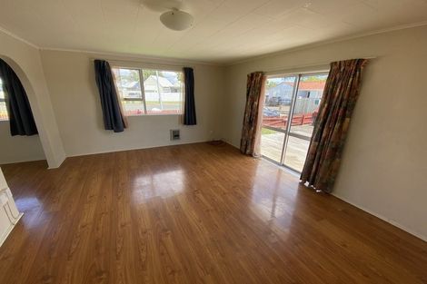 Photo of property in 5 Ixia Place, Wiri, Auckland, 2104