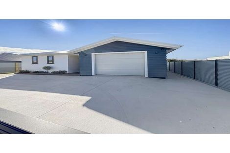 Photo of property in 85 Seabury Avenue, Foxton Beach, Foxton, 4815