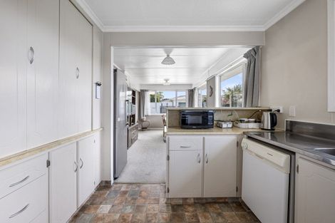 Photo of property in 4 Regan Street, Stratford, 4332