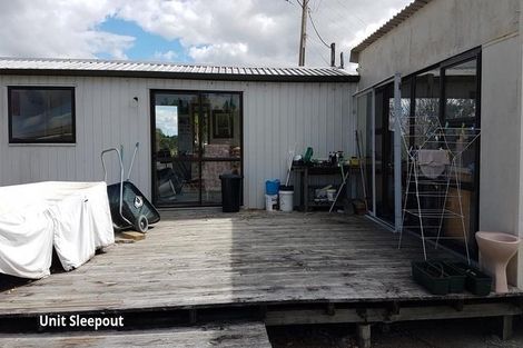 Photo of property in 102 Settlement Road, Kaiwaka, 0573