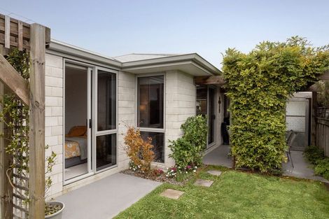 Photo of property in 3 Taioma Close, Papamoa, 3118